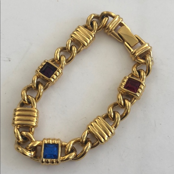 Swarovski Swan Signed Gold Tone Crystal Bracelet - Picture 6 of 6